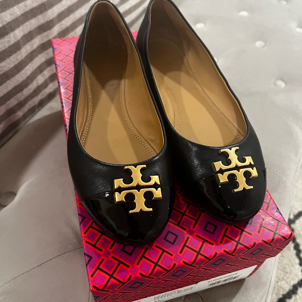 Tory Burch Everly Flats
